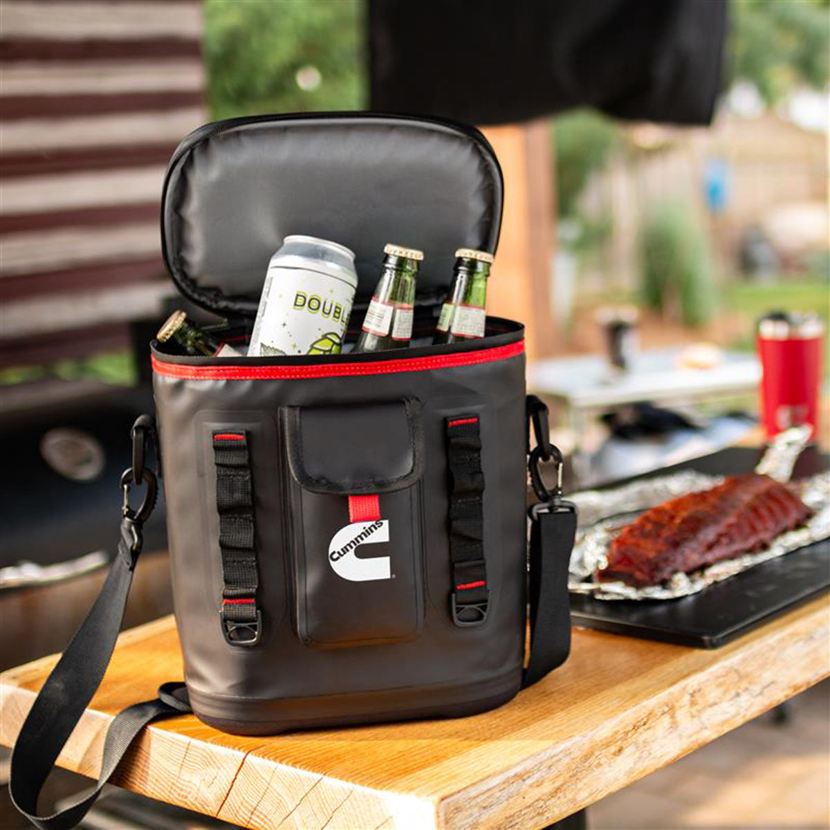 12-Can Portable Cooler