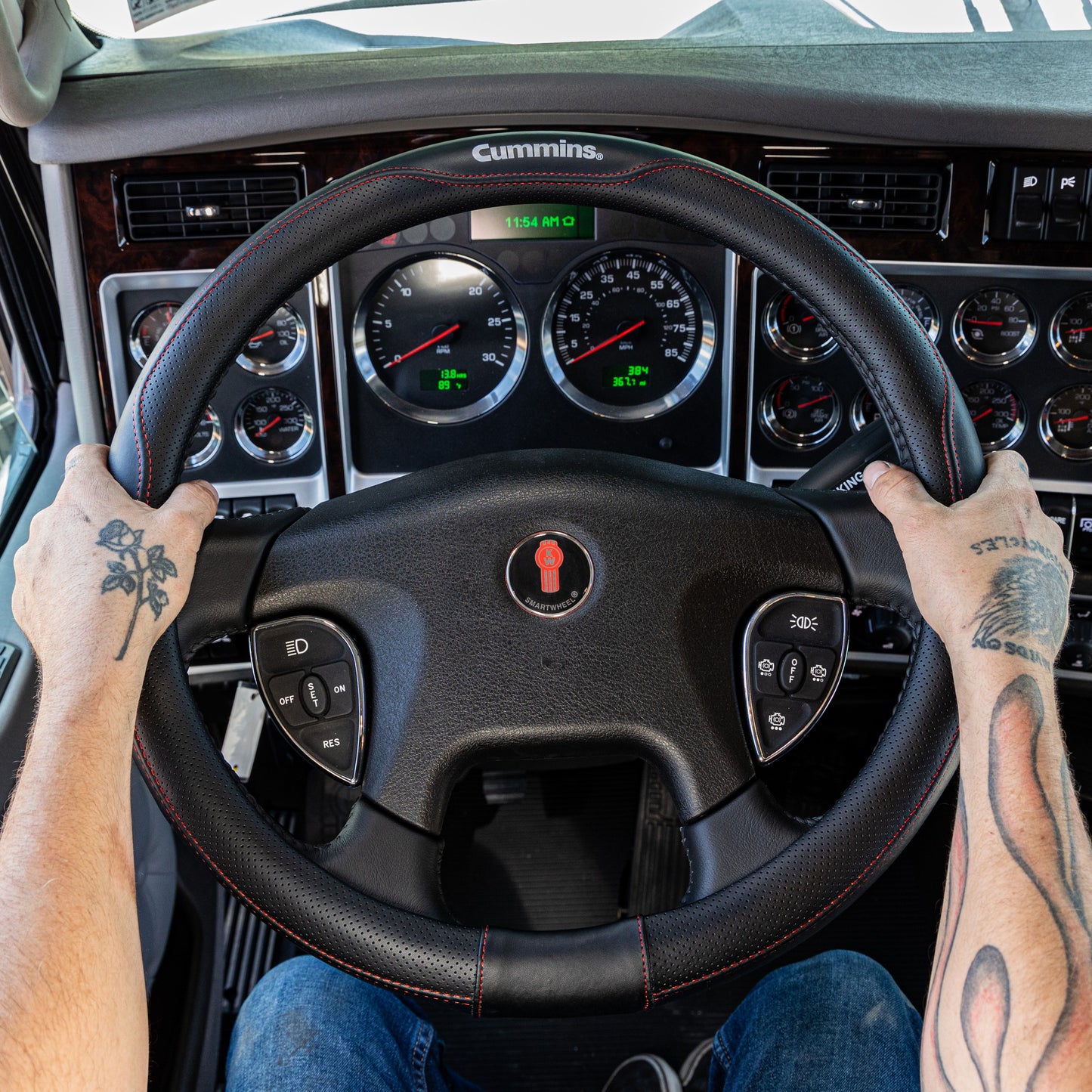 18in Steering Wheel Cover Executive